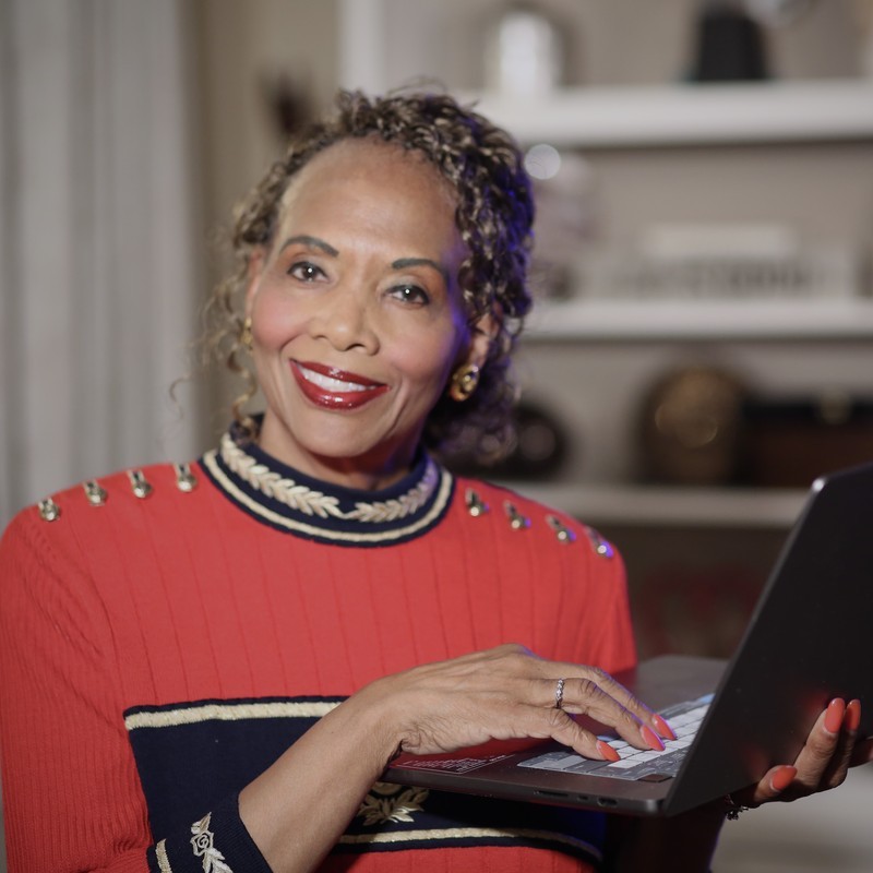 Dr. Robbie Melton